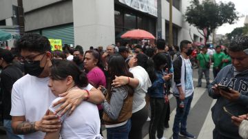 La tarde de este lunes se registró un sismo de 7.7 en la escala de Richter en México.