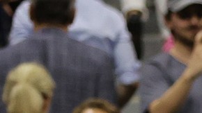 Nick Kyrgios destroza una raqueta al final del partido.