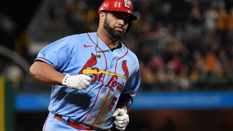Albert Pujols desplazó a Alex Rodríguez en la lista de jonroneros de todos los tiempos en la MLB