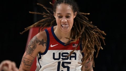 Selección de baloncesto femenino de EE.UU. retira el número de Brittney Griner hasta que sera liberada por Rusia