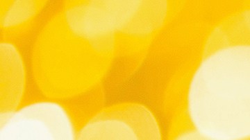 Verónica Castro y Natasha Dupeyrón protagonizan "Cuando sea joven".