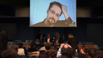 Edward Snowden es ahora ciudadano ruso.