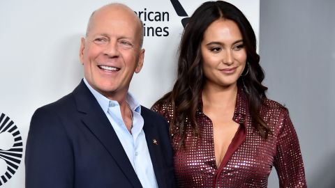 Bruce Willis y su esposa Emma Heming Willis.