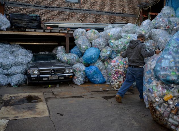 Concejo de Nueva York avanza en su batalla contra el plástico: Exigen que se modifique la 'Ley Botellas'