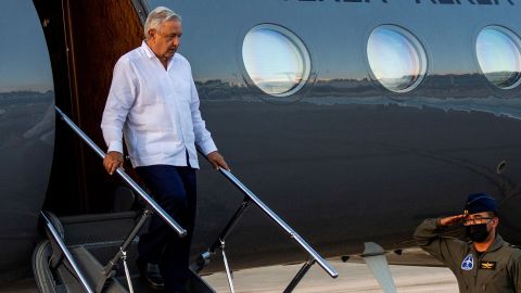 AMLO busca "pacificar al mundo" por al menos cinco años.