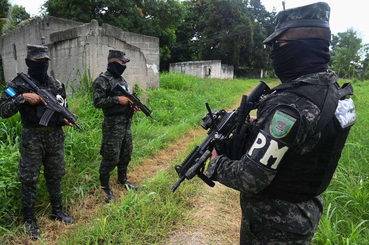 Desarticulan Banda Criminal “el Burry” Al Capturar A Dos De Sus Cabecillas Y Otros Tres 5292