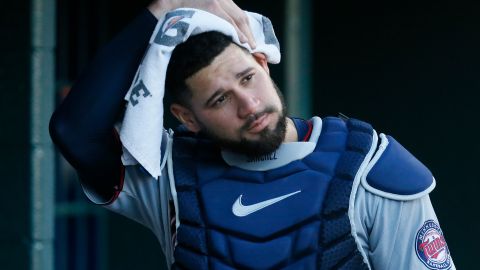 Gary Sánchez estuvo a punto de recibir un batazo en la cabeza en su encuentro ante Chicago White Sox.