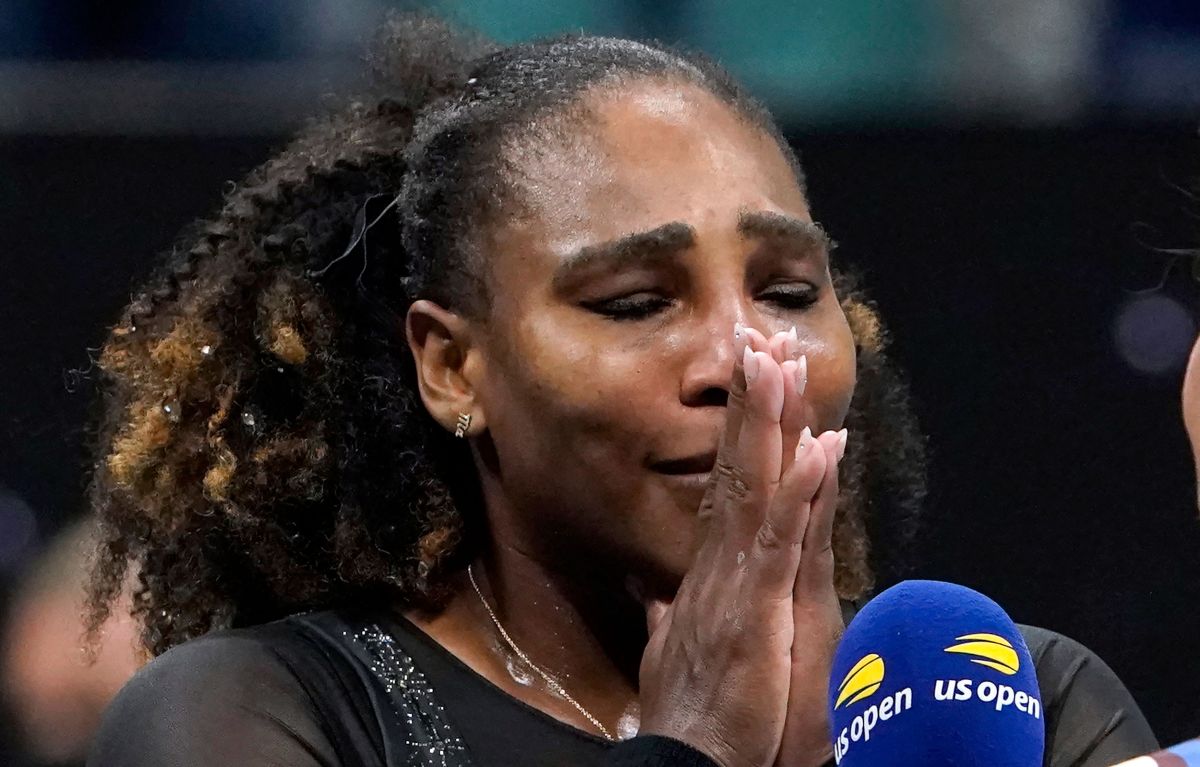 Serena Williams no puede evitar las lágrimas en lo que marca su despedida del tenis. 