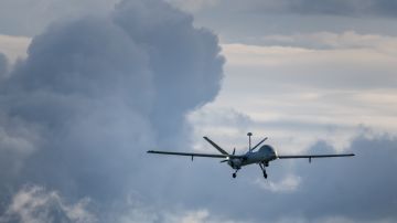 El primer dron, un vehículo aéreo autónomo BT-100, habría cruzado por primera vez ese límite el pasado jueves.