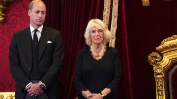El príncipe William llora la muerte de su abuela, Isabel II.