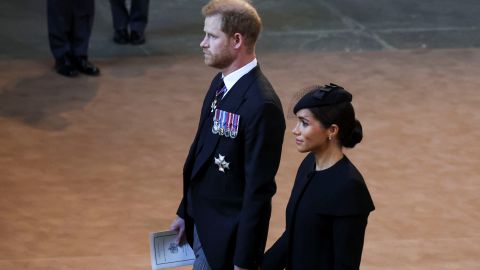 Meghan Markle, la duquesa de Sussex junto al príncipe Harry.