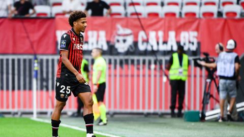 Jean Clair Todibo fue expulsado al segundo 9 del partido entre el Niza y el Angers.