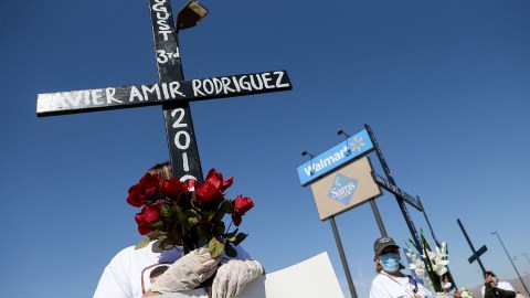 Activistas temen que el mensaje de odio de algunos republicanos provoque una desgracia como el tiroteo en El Paso, Texas.