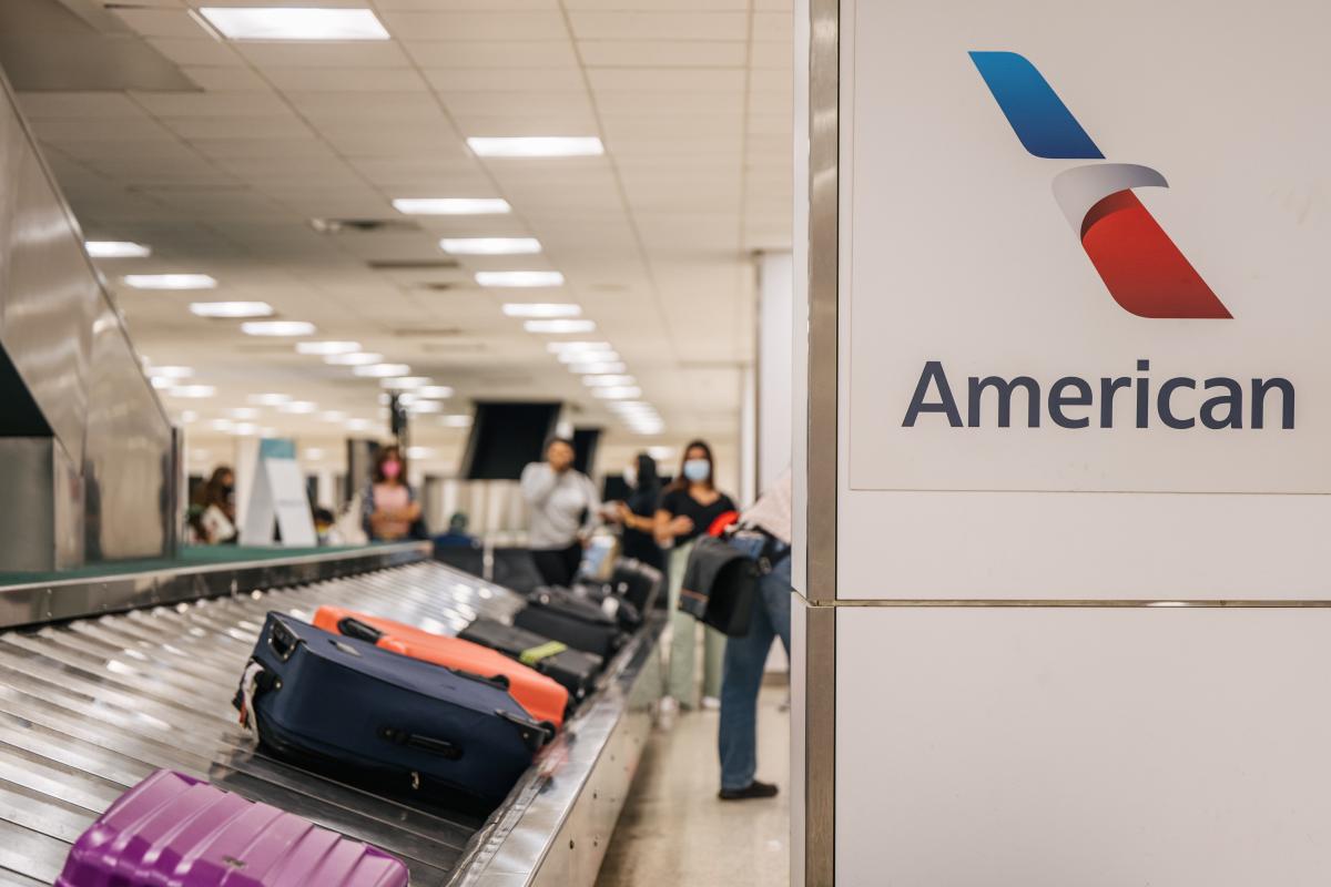 American Airlines, Alaska Airlines JetBlue son las que peor el equipaje pasajeros, según reporte de Departamento de Transporte - El Diario NY