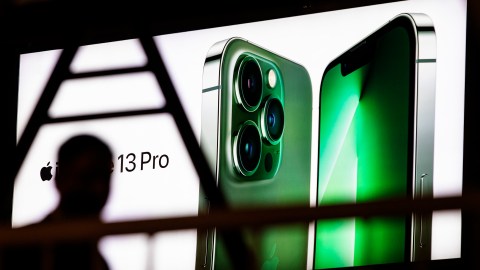 iPhone 13
