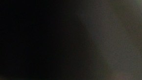 Carlos Alcaraz salva una pelota ante Jannik Sinner en los cuartos de final del US Open 2022.