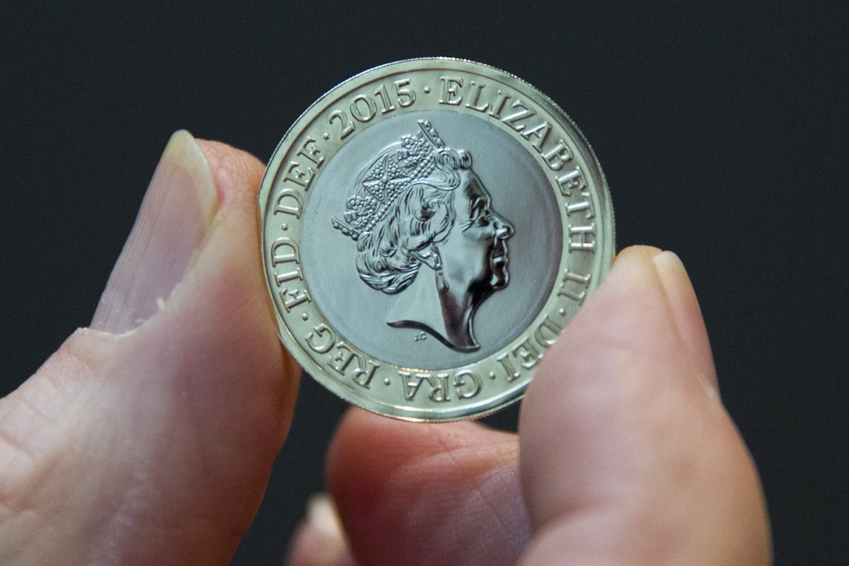 Locura por las monedas de colección con la cara de la reina Isabel II - LA  NACION