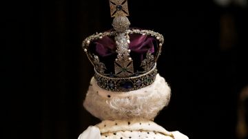 Isabel II portó la corona del Reino Unido y fue soberano durante más de 70 años.