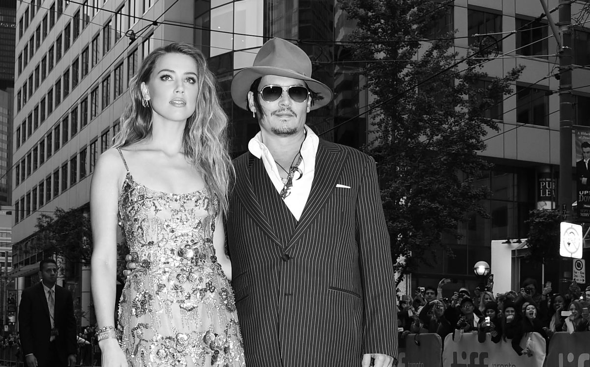 El tráiler del documental sobre el juicio de Johnny Depp y Amber Heard revela imágenes nunca antes vistas.

