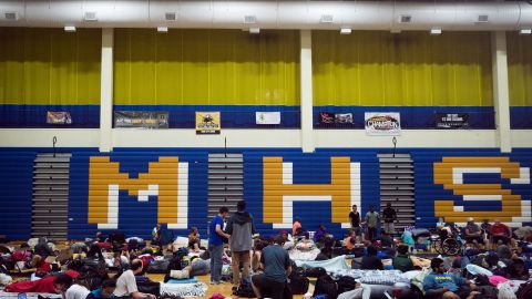 Los alumnos de Mainland High School entraron en pánico.