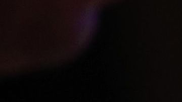 Cristiano Ronaldo (R) y Lionel Messi (L) comparten durante la gala al Mejor Jugador del Fútbol Europeo en 2017.