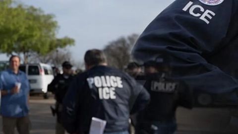 Félix Luciano fue agente de detenciones de ICE.