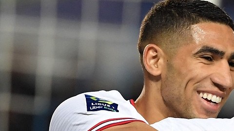 FBL-FRA-LIGUE1-STRASBOURG-PSG