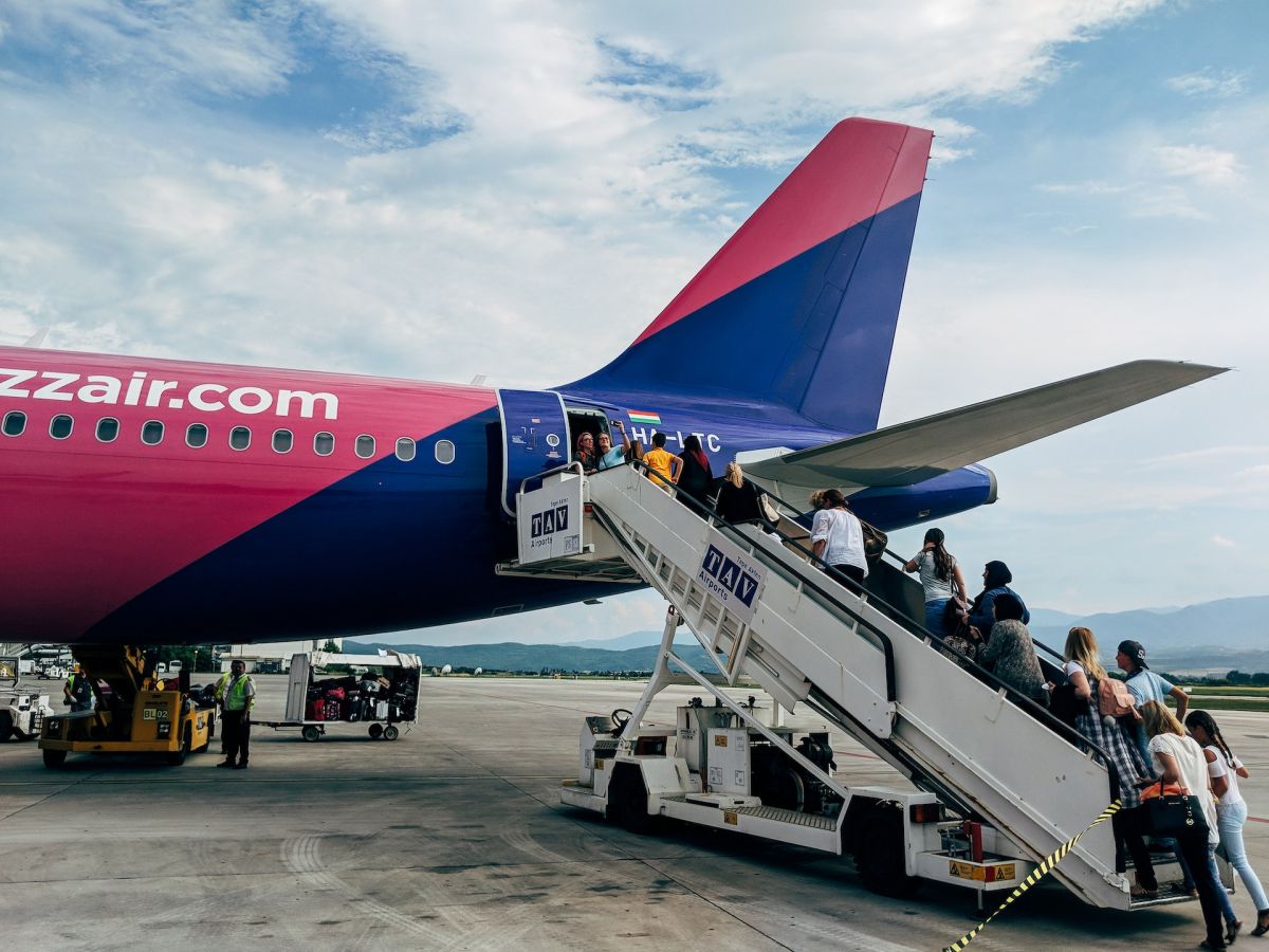 Si no viajaste en verano, otoño es la mejor opción para tomar un avión.