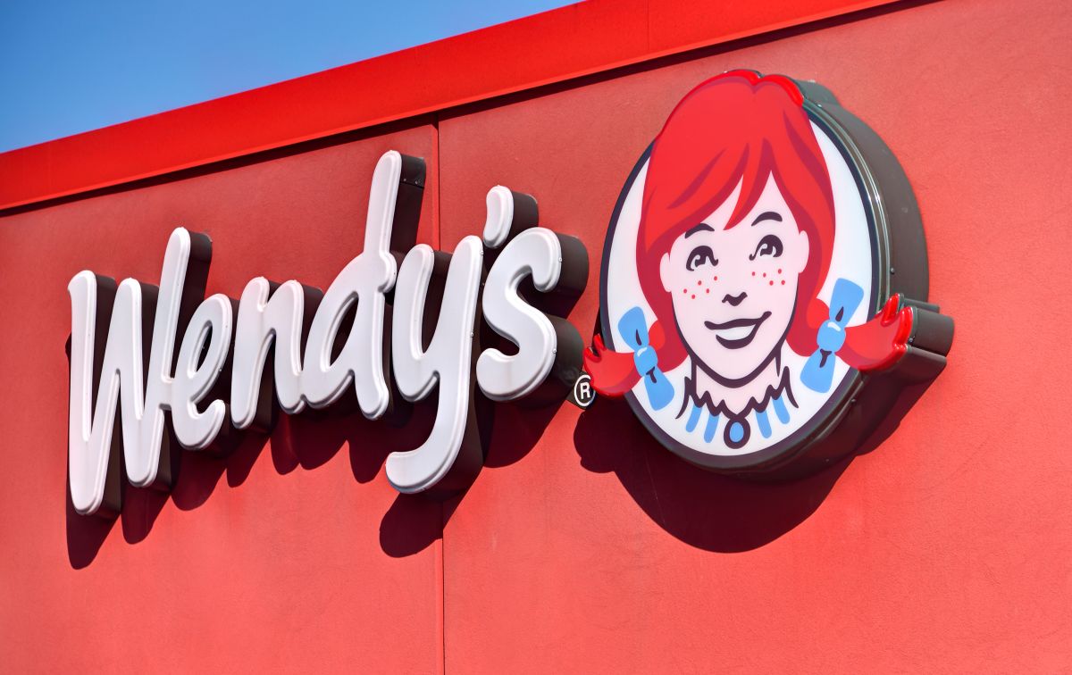 Virtually 100 people in the United States slide sufferer to E.Coli following taking in Wendy’s Dave’s Double