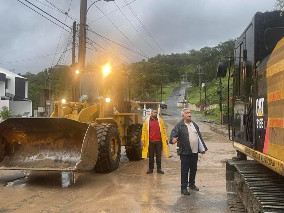 Alcalde de Jayuya, Puerto Rico, clama por suministros “Necesitamos