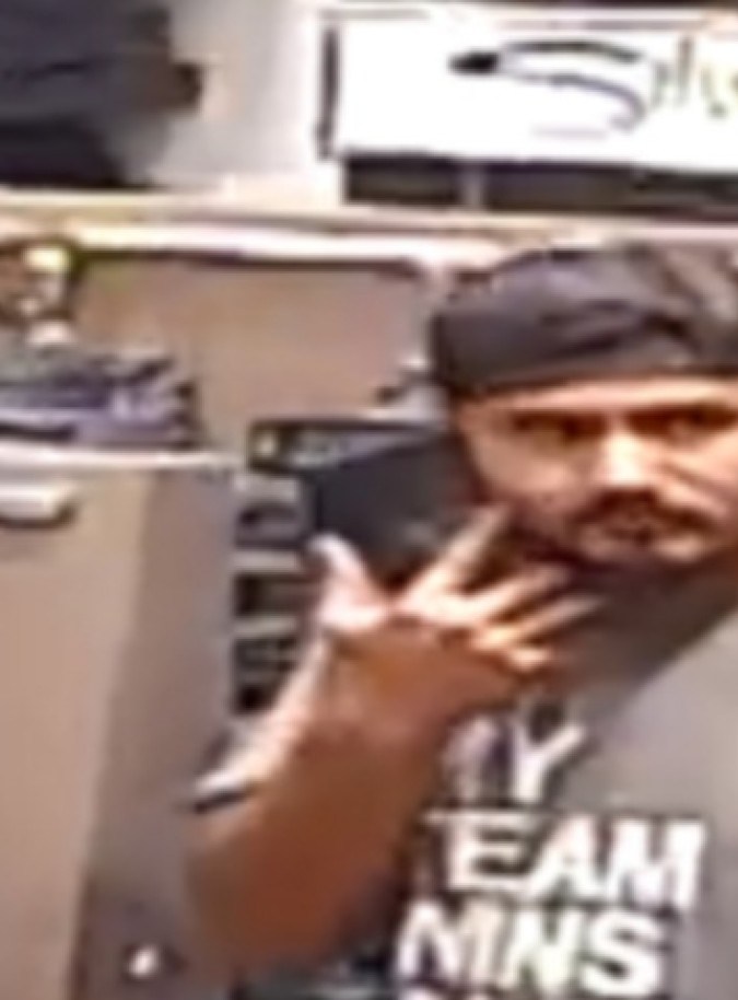 Sospechoso de tomarle fotos a mujeres en vestidores de  tienda por departamento en Wichita, Texas. (Foto: cortesía de Departamento de Policía de Wichita)