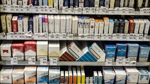 tienda-de-cigarros-loteria-1-millon