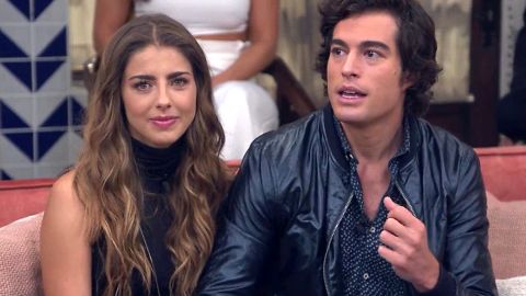 Danilo Carrera y Michelle Renaud protagonizaron la telenovela "Quererlo Todo".