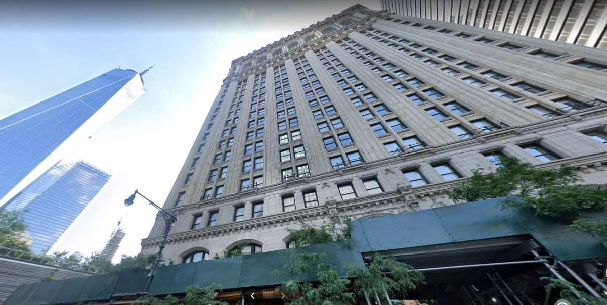 Insólito video: hombre saltando como si nada entre ventanas en piso 23 de un  edificio de Nueva York - El Diario NY