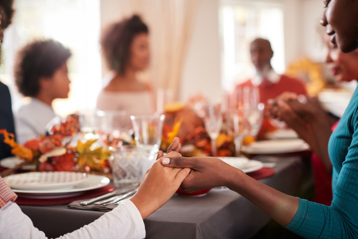 FeedingNYC entregará más de 8,500 cenas de Acción de Gracias este año. 