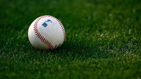 Muere prospecto lanzador de los Phillies a sus 20 años
