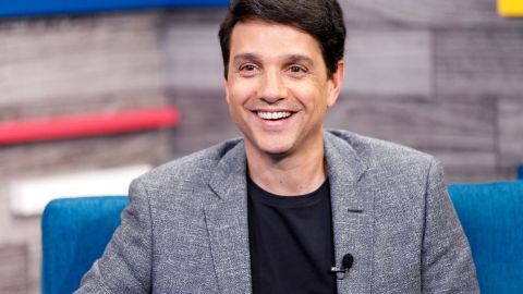 Ralph Macchio es el protagonista de 'Cobra Kai', la serie de Netflix.