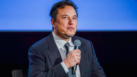 Elon Musk cree que el mundo podría enfrentar una guerra nuclear.