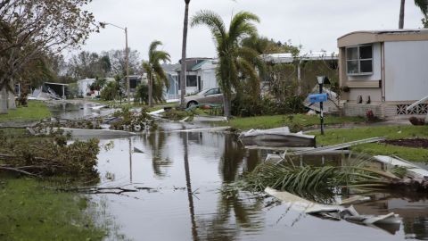 US-WEATHER-HURRICANE-IAN