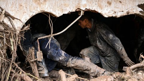 Nicolás Maduro decretó "zona de tragedia" la localidad de Tejerías y tres días de duelo.