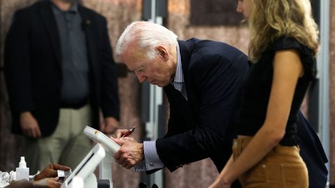 US-POLITICS-VOTE-BIDEN