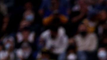 Jordan Poole (R) y Draymond Green (L) ya tienen tres temporadas compartiendo en Golden State Warriors.