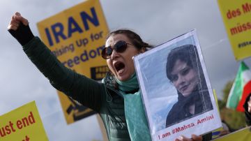 Protests Over Death In Iran Of Mahsa Amini Continue In Berlin