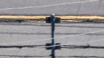 El automóvil de Anderson encendido en llamas durante la NASCAR Camping World Truck.