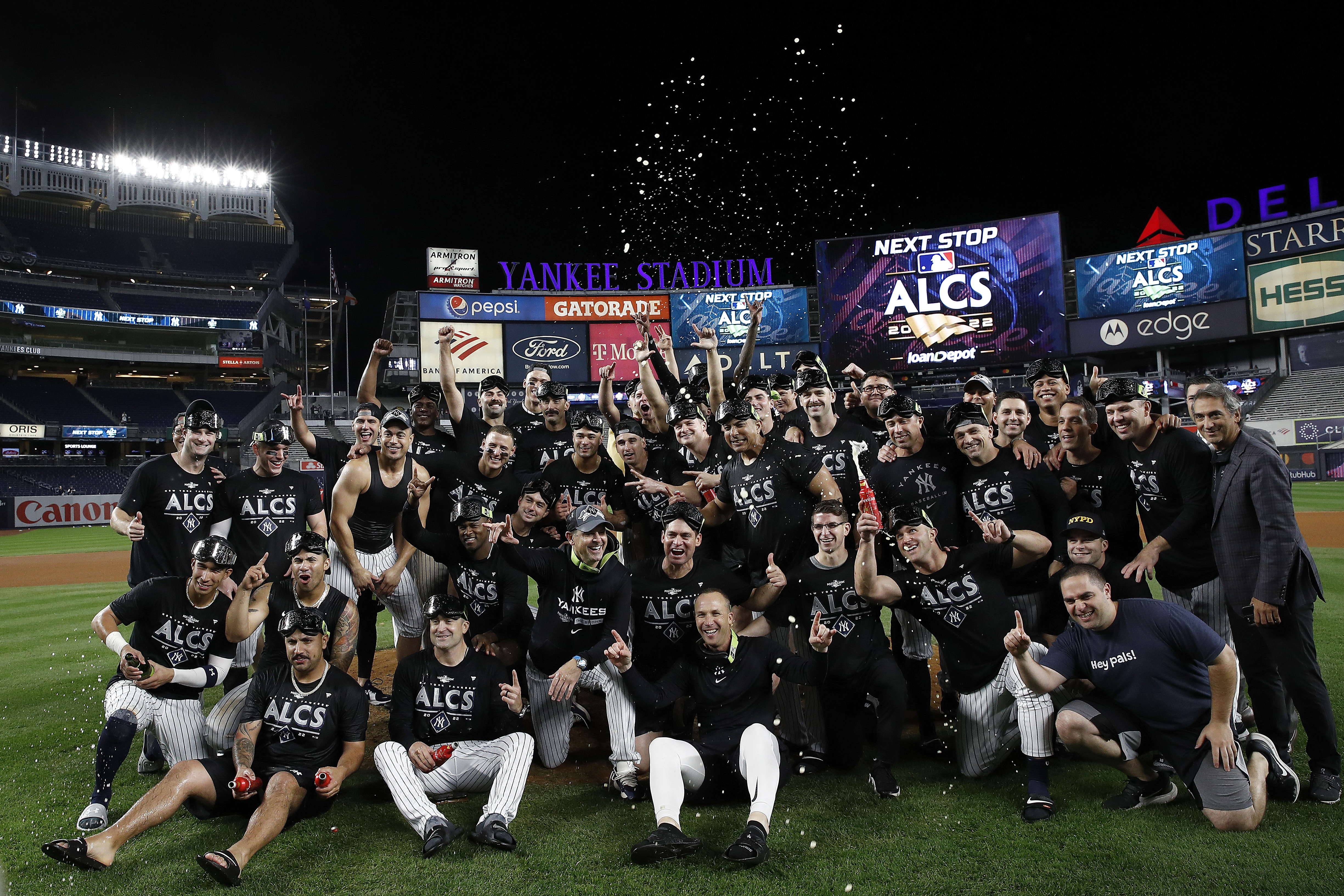 Yankees De Nueva York Desplazó A Los Guardianes De Cleveland Y Avanzan ...