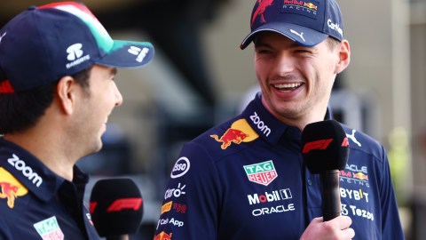 Max Verstappen y Checo Pérez participaron en el popular reto de redes sociales.