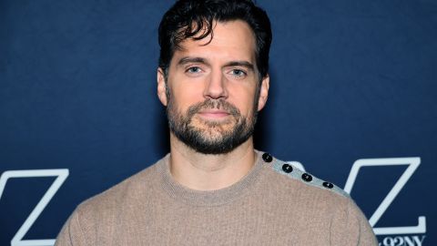 El actor Henry Cavill se despidió por todo lo alto de su personaje luego de tres temporadas.