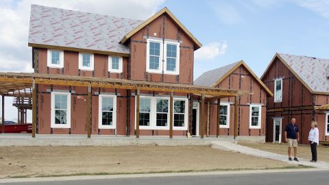 Casa construida en Babcock con madera de ingeniería y material de espuma de poliestireno, resistente a los huracanes.