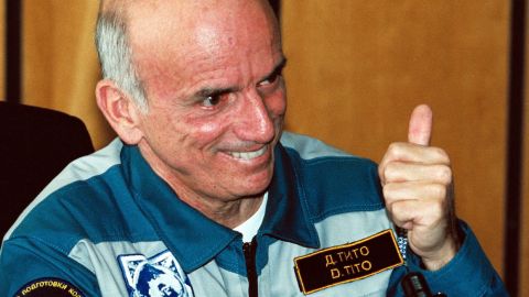 Dennis Tito quiere dar la vuelta alrededor de la Luna.