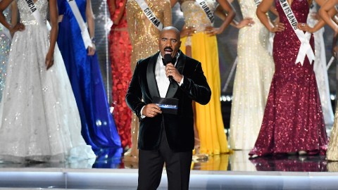 Anne Jakapong Jakrajutatip se convierte en la primera mujer en ser propietaria de la organización del concurso de belleza Miss Universo.